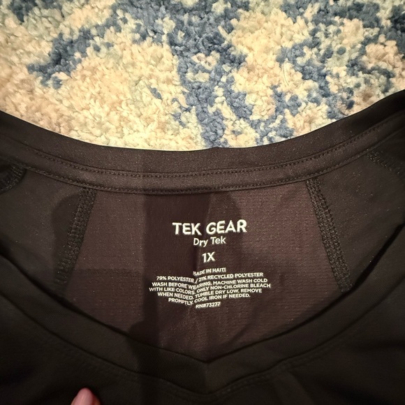 Black Women's Top - Picture 3 of 3